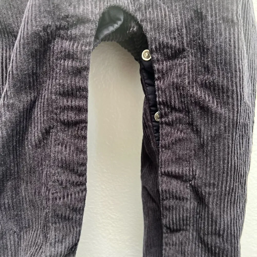 GAP worn couple